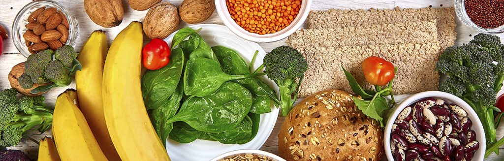 Frutas, verduras, legumes, grãos e pão