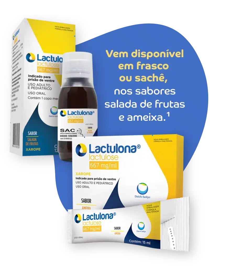 Embalagem de Lactulona com um fundo azul atrás posicionados um acima do outro com a legenda: Vem disponível em frasco ou sachê, nos sabores salada de frutas e ameixa